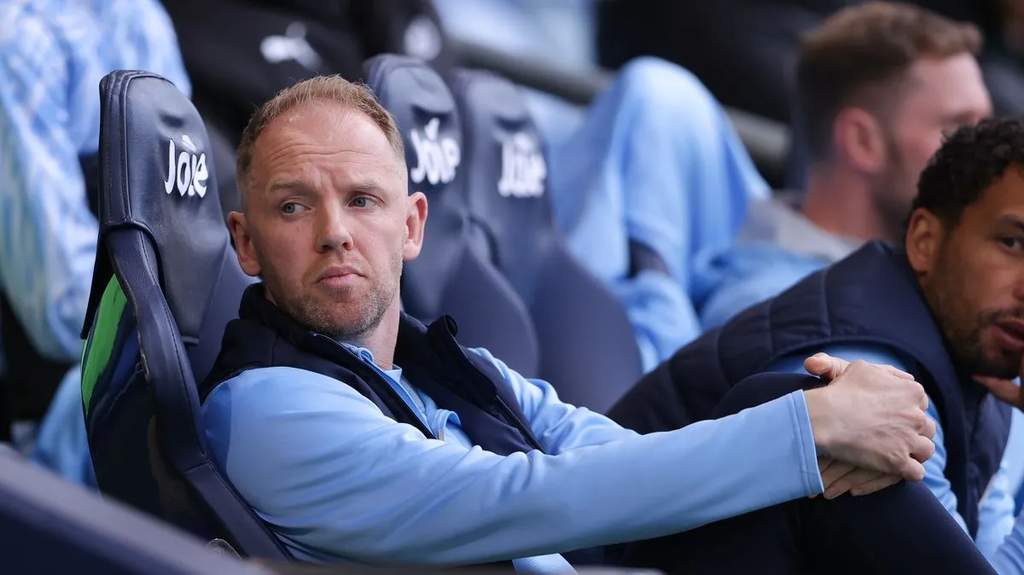 Pelatih muda Manchester City Under-21 Ben Wilkinson yang sedang diminati banyak klub senior