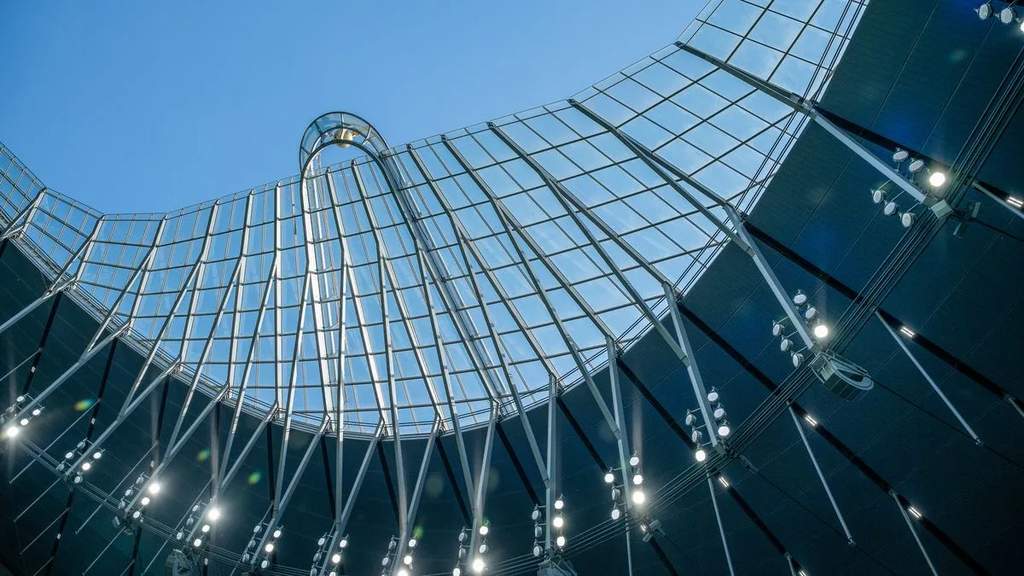 Spurs Ajukan Proposal Pasang 3.800 Panel Surya di Stadion
