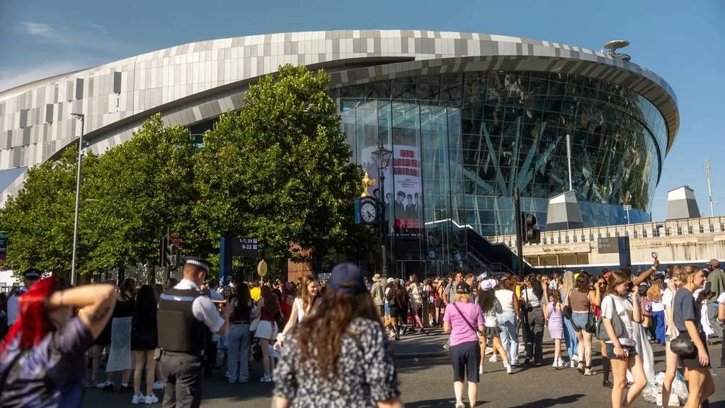 Stadion Tottenham Hotspur Pecahkan Rekor Penonton Konser Musik